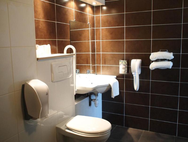 Hotel Inn Design La Rochelle Esterno foto
